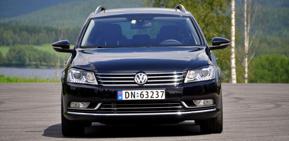 DR�MMEKOMBINASJONEN: Dieselmotor, firehjulsdrift og automatgir er det mange nordmenn helst vil ha. Dobbelkl�tsjkassen (DSG) girer bedre, raskere og mer �konomisk enn du klarer selv. Foto: ANDREAS HANDELAND