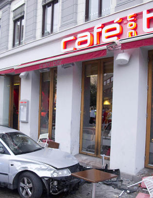 �Noen kastet ei s�ppelb�tte etter meg�