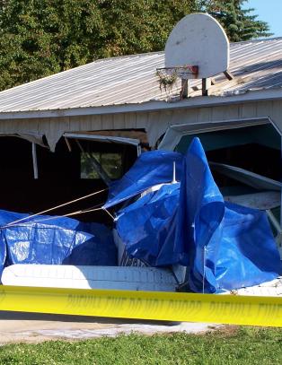 Austin (16) overlevde sin andre flystyrt