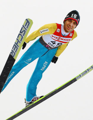 Selv Guastavino hopper bakken ned med toppfart