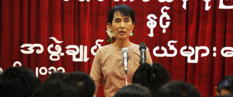 Suu Kyi bes holde seg unna politikken