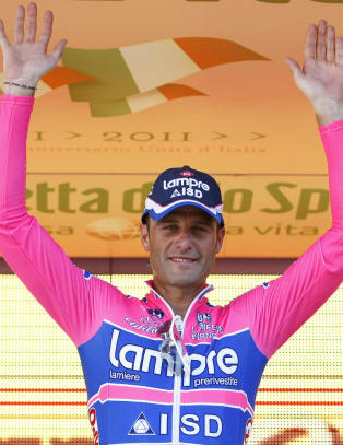 Frustrert Petacchi vurderer � snu ryggen til Italia