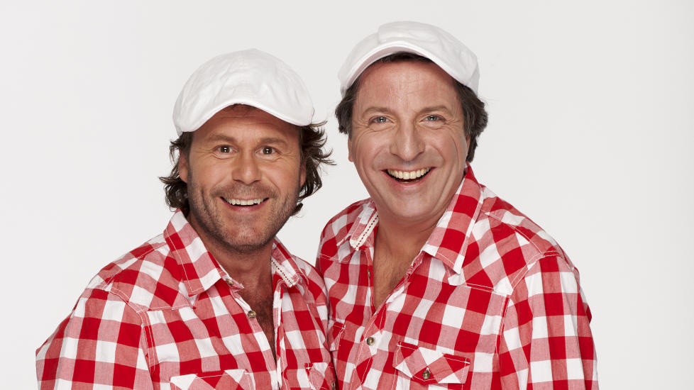 HUMORH�YDEPUNKTER: Rune Andersen og Espen Beranek Holm har, med god hjelp fra regiss�r Vemund Vik, foretatt et velvalgt utvalg av humorh�ydepunkter til sitt sommershow. Foto: Stand Up Norge