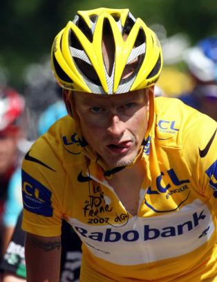 �Dopingtatt� danske forst�r ikke pipingen mot Contador