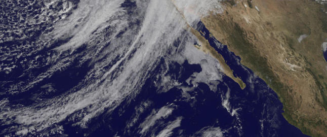 Gir turbulens og f�r en hastighet p� opptil to ganger orkan styrke