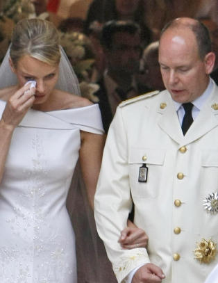 Charlene klarte ikke � holde t�rene tilbake