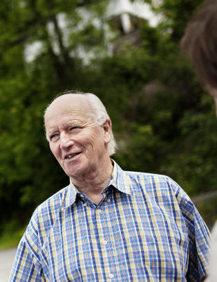 - Flere folk f�ler seg mistenkeliggjort