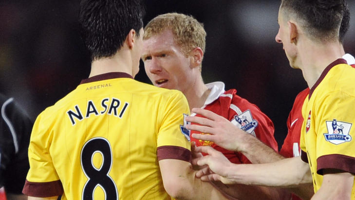 TIL UNITED? Scholes �nsker Samir Nasri velkommen til Old Trafford, han sier at b�de Arsenal-teknikeren, Luka Modric og Wesley Sneijder er spillere i ypperste toppklasse. Foto: REUTERS/Russell Cheyne