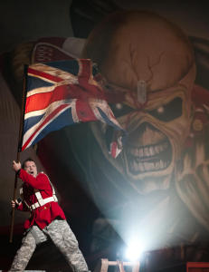 Dette spiller Iron Maiden i Telenor Arena i kveld