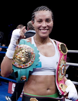 Br�khus f�r endelig m�te Holly Holm