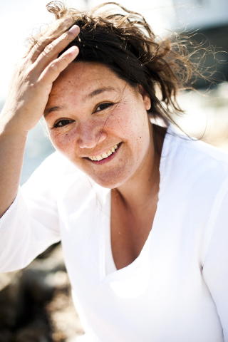 Kreativ dame: Hun sier at hun og mannen bare s� vidt har begynt � skape.  
Foto: H�kon Eikesdal