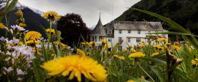 Kaosdøgn i postkort- bygd under strømstans