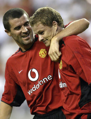 Solskj�r velger Roy Keane som spiss p� dr�mmelaget