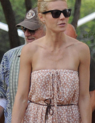 Gwyneth Paltrow p� ferie med Steven Spielberg