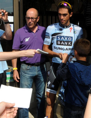 Karpets innr�mmet at han dyttet Contador med vilje