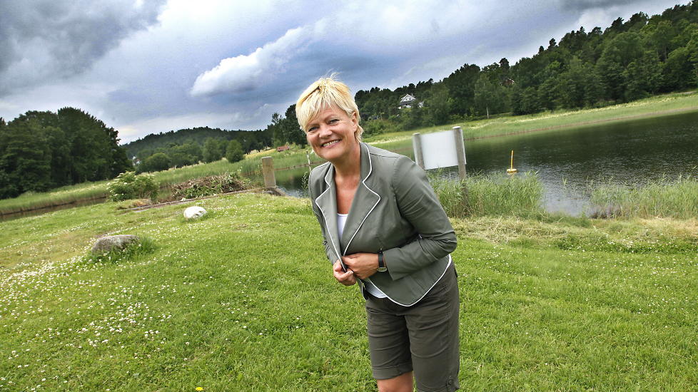  - OLJE-DOPET:  Kristin Halvorsen mener norske elever er olje-dopet av voksne. - De h�rer kanskje foreldre som sier at vi har oljepenger og at det ordner seg. Barn og unge p�virkes av den offentlige debatten i Norge der det ofte h�res ut som om vi kan l�se alle problemer med � kaste et ubegrenset antall oljemilliarder etter dem, sier hun. Foto Jacques Hvistendahl
