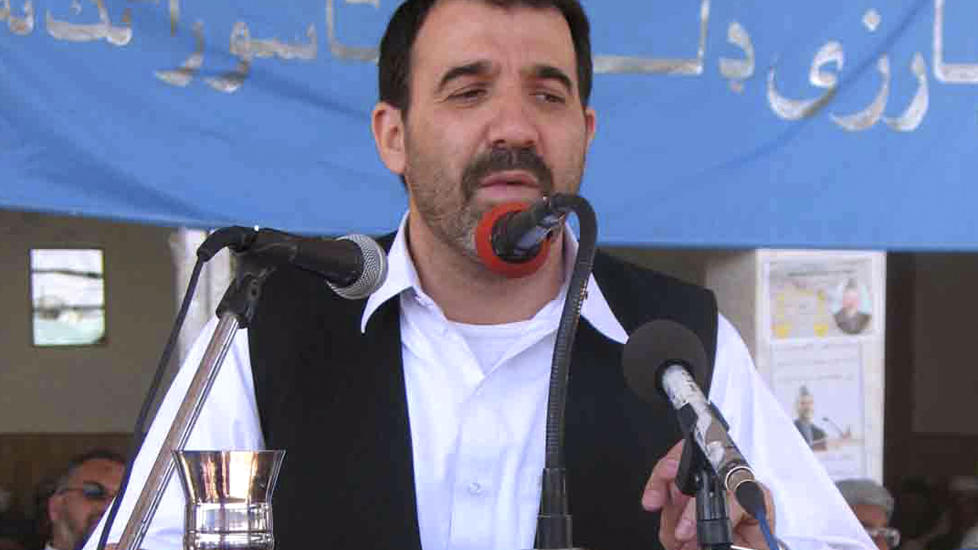 SKUTT OG DREPT: Ahmed Wali Karzai, halvbroren til Afghanistans president Hamid Karzai, er skutt og drept i sitt eget hjem i Kandahar. Foto: AP Photo/SCANPIX
