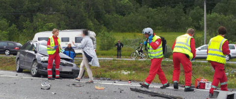 Bestemor og barnebarn omkom i frontkollisjon