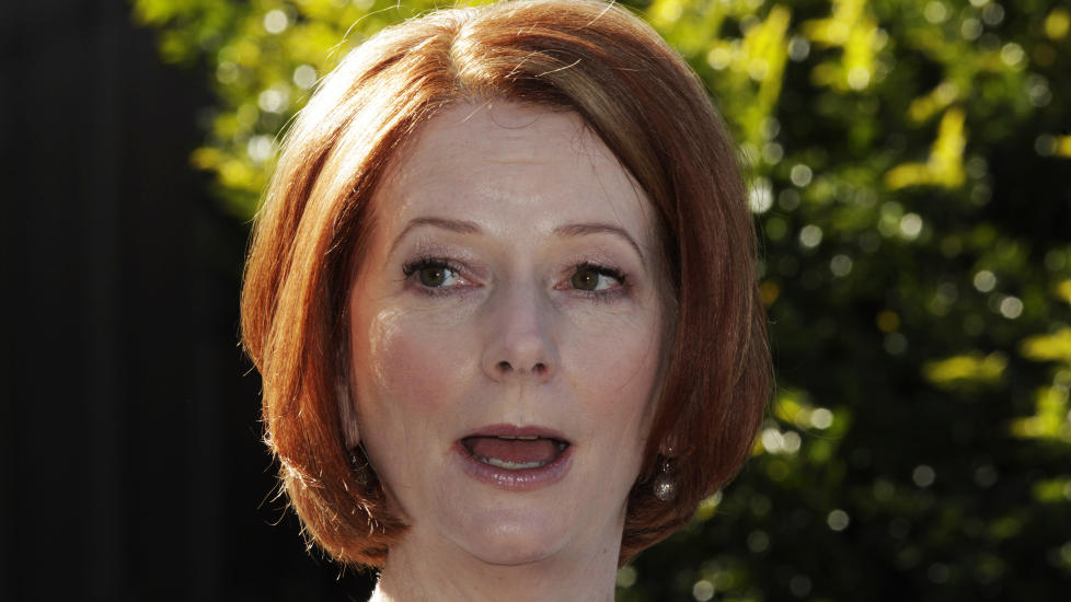 SKREMMER BARNA: Australias statsminister Julia Gillard og hennes regjering har gitt ut materiale til landets skoler hvor klimaforandringene fremstilles veldig negativt, og gj�r barna redde. Foto: REUTERS/Daniel Munoz