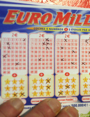 Brite vant 1,44 milliarder kroner i lotto