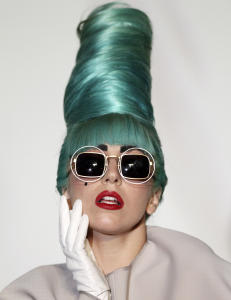 Lady Gaga ble suspendert fra YouTube