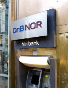 Åtte banker strøk på EUs stresstest