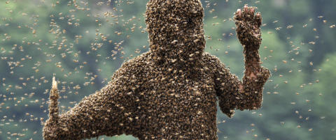 Her vinker L� Kongjiang med 23 kilo bier p� kroppen