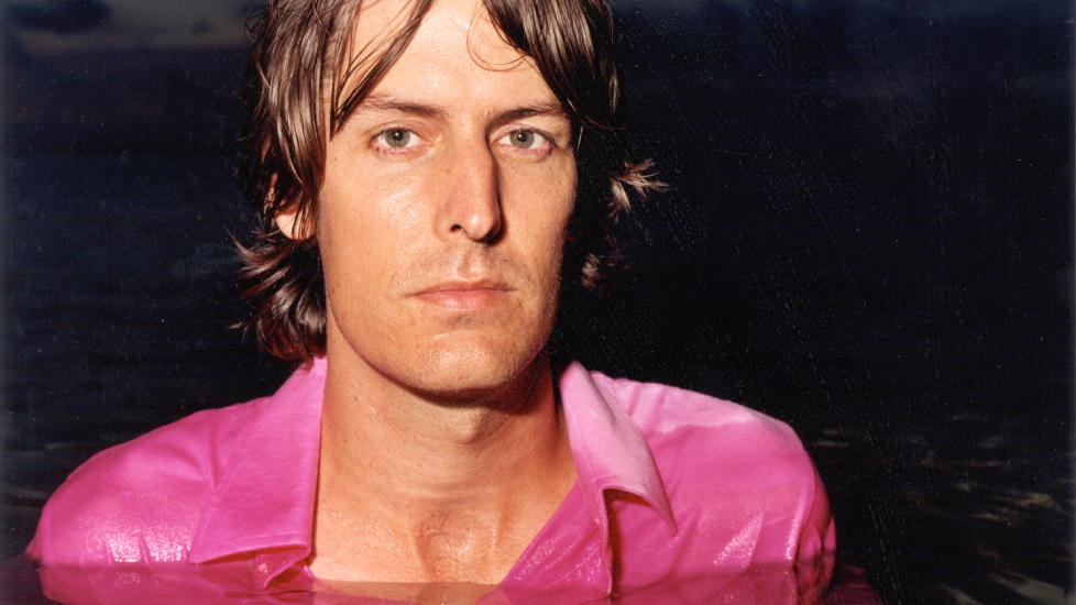TRENGER DEG:  Stephen Malkmus nyt l�t er for dr�y for amerikansk radio. Derfor har han utlyst en konkurranse, som du kan delta i.