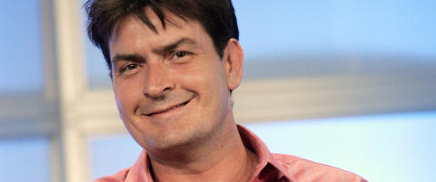 Charlie Sheen gjør comeback på tv-skjermen