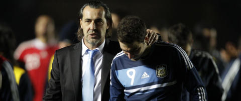 Argentina-sjef tatt i n�de etter Copa-fiasko