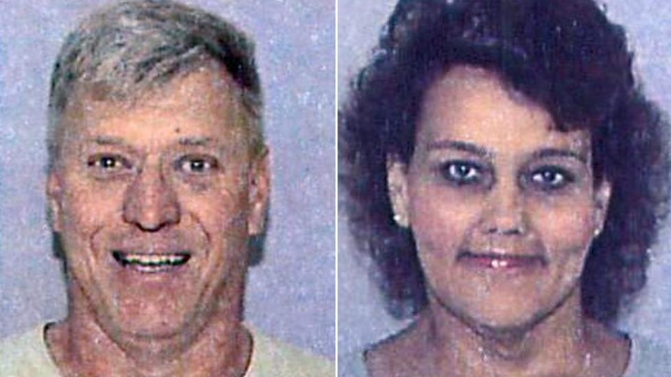 DREPT: Blake og Mary-Jo Hadley ble drept av sin 17 �r gamle s�nn Tyler. Han slo dem i hjel med en hammer fordi han ikke fikk lov til � ha fest. Foto: Politiet