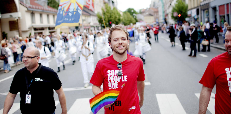 INGEN HOMOVENN: Audun Lysbakken gikk f�rst i paraden under Skeive dager. �Akkurat som den arketypiske heterovenninna, er Lysbakken alltid der n�r det er g�y � v�re med homoene, som under Skeive dager, men frav�rende n�r det gjelder�, skriver kronikkforfatteren. Foto: Stian Lysberg Solum/Scanpix
