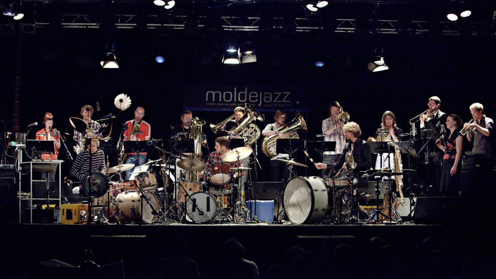 MOLDEJAZZ 2010:  Trondheim Jazzorkester og Magic Pocket i aksjon under sistnevntes JazZstipendvinnerkonsert. N� foreligger konserten p� cd. FOTO: LARS EIVIND BONES/DAGBLADET