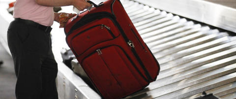 - Fikk beskjed at om vi ville ha bagasjen, m�tte vi hente den selv