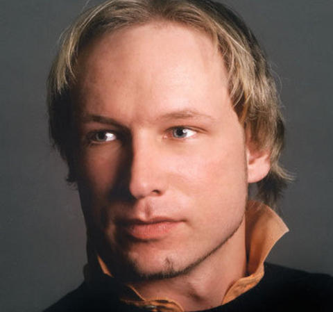 SIKTET FOR TERROR: Anders Behring Breivik (32) er siktet for to terrorhandlinger. SIKTET FOR TERROR: Anders Behring Breivik (32) er siktet for to terrorhandlinger.