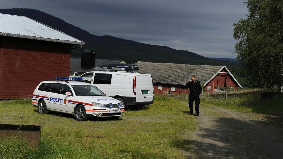 BODDE HER: Terrorbomba ble trolig produsert p� denne g�rden i Rena. Foto: John T. Pedersen