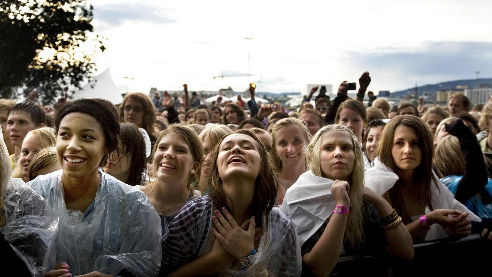 VURDERER FORTL�PENDE:  �ya-festivalen er en av landets mest popul�re og mest bes�kte festivaler, og skal etter planen starte 9. august i Middelalderparken i Oslo. De har ikke vurdert � avlyse festivalen enda, men vil f�lge alle r�d myndighetene gir. Her fra �yafestivalen 2009. Foto: Anders Gr�nneberg / Dagbladet