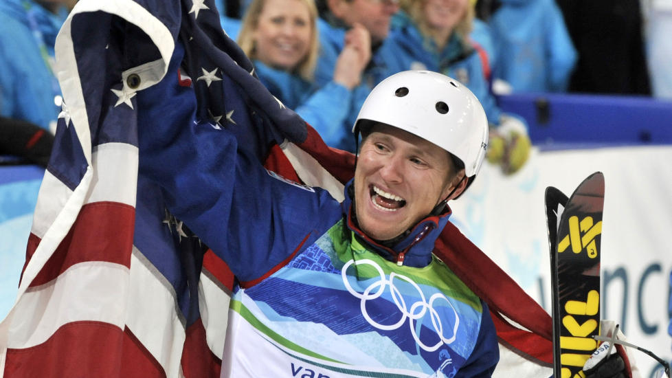 FRISTIL: Jeret �Speedy� Peterson, som tok s�lv i fristil hopp i Vancouver-OL, er d�d. Amerikaneren ble 29 �r. Peterson ble funnet i Lambs Canyon, et omr�de mellom Salt Lake City og Park City i delstaten Utah. Foto: AP Photo/Bela Szandelszky.