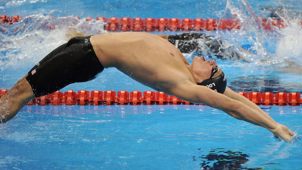 200 METER-EKSPERT: Ryan Lochte er snart VM-kongen i Shanghai. Han har allerede satt en verdensrekord og i dag vant han VM-gull nummer tre. Foto: EPA/Hannibal Hanschke
