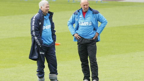PLUSS OG MINUS: Drillo er forn�yd med Slovenia, men ikke overstadig begeistret for at Norge igjen m�ter Kypros og Island. Toppfotballsjef Nils Johan Semb (t.h.) mener at landslaget har v�rt heldige.
Foto: Heiko Junge / Scanpix