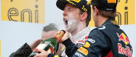 Button jubilerte med seier