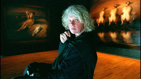 TILTALT: Kunstneren Odd Nerdrum st�r i dag og i morgen tiltalt for � ha solgt malerier for 14 millioner kroner uten � skatte for det. Her er han avbildet i 2001, liker f�r hans mye omtalte presseboikott. Foto DALSNES/TOR ARNE Dagbladet