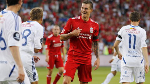 SCORET TO: Daniel Agger scoret to mot V�lerenga. Begge etter en corner. Foto: H�kon Mosvold Larsen / Scanpix