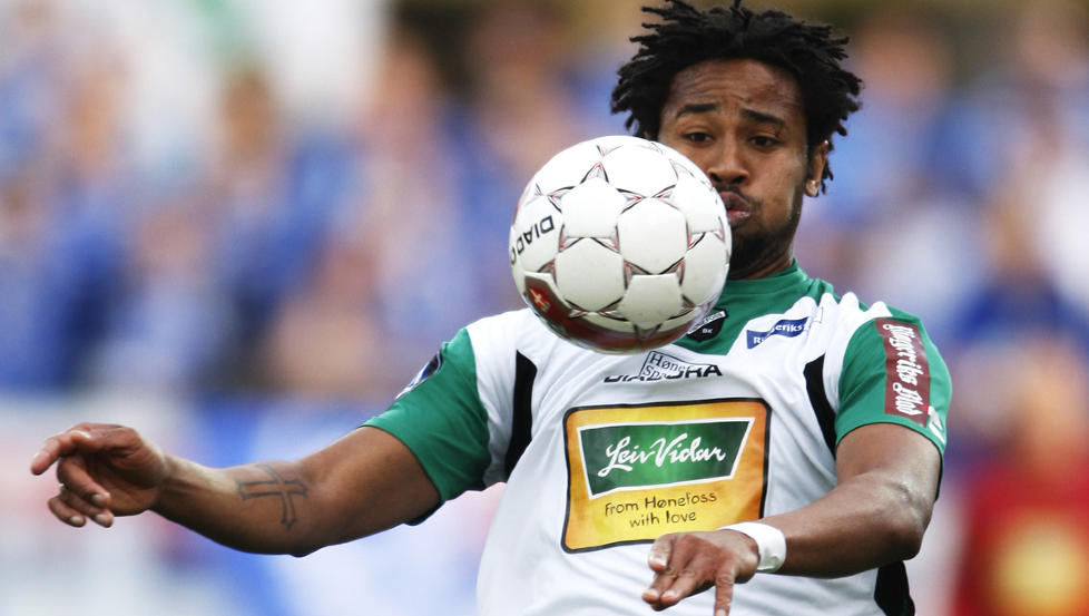 TILBAKE I TIPPELIGAEN:Paul Obiefule har spilt for Lyn og H�nefoss p� h�yeste niv� i Norge. N� er han straks klar for LSK. Foto: Jon Eeg / Scanpix