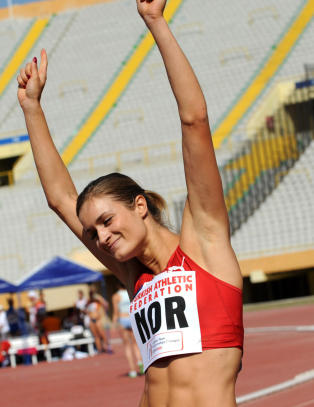 Christina friskmelder seg selv til VM p� Twitter