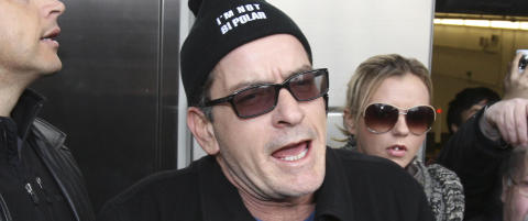 Charlie Sheen skal se på sin egen begravelse