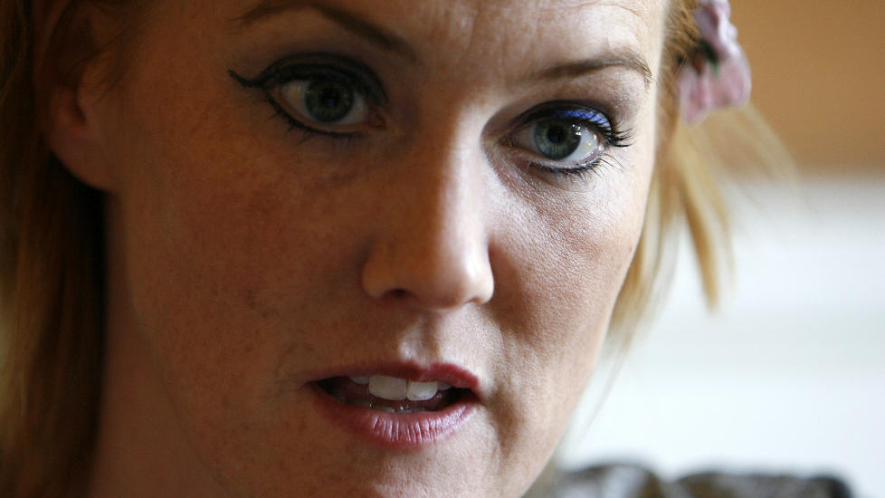 BOKAKTUELL: Journalisten Heather Brooke har skrevet bok om Wikileaks-sjef Julian Assange. Foto: AP Photo/Akira Suemori/Scanpix