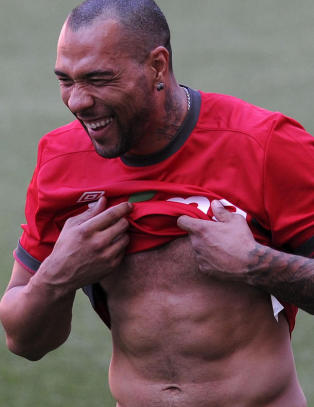 - Bedre med ingen ny spiss enn Carew