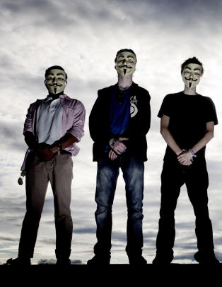 �Fredrik� (17) jaktes av NATO, CIA og FBI