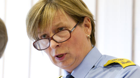 -  SPEKULASJONER:  - Hvorvidt valgene som ble gjort kunne hatt konsekvenser for om menneskeliv hadde v�rt spart, ser spekulasjoner, sier  politimester Sissel Hammer i Nordre Buskerud politidistrikt etter massivt fokus p� politiets vurderinger underveis etter den f�rste meldingen om skyting p� Ut�ya kl. 1727 fredag 22. juli.
FOTO: TERJE BENDIKSBY, SCANPIX. .